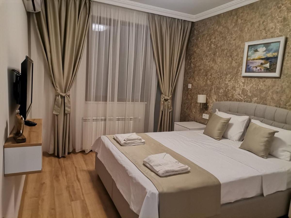 Family Boutique Residence-Free Parking Veliko Tarnovo Exterior photo